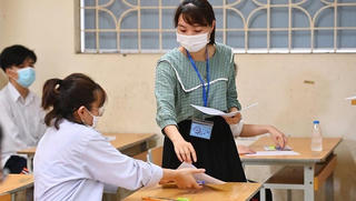 Nghịch lý thừa và thiếu