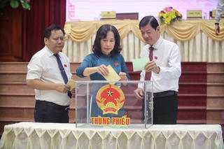 Tân Phó Bí thư Thành ủy TP Hồ Chí Minh được miễn nhiệm chức vụ Chủ tịch HĐND tỉnh Long An