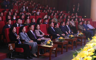 Rạng rỡ chương trình nghệ thuật 'Giữ trọn niềm tin'