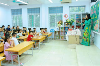 Bớt 'làm khó' giáo viên