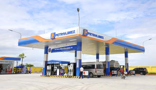 Petrolimex chốt quyền chia cổ tức năm 2023 tỷ lệ 15% bằng tiền mặt