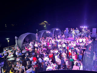 Hạ Long: Tổ chức các show ca nhạc trên du thuyền liệu có an toàn?