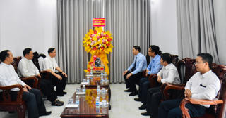 Lãnh đạo tỉnh Bình Thuận thăm các tổ chức tôn giáo nhân Lễ Phục sinh 2023