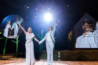 Tình chung một khắc nghĩa dài trăm năm…