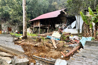 Thấp thỏm chờ được tái định cư