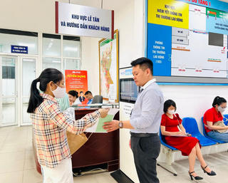 Có nên tăng mức hưởng trợ cấp thất nghiệp?