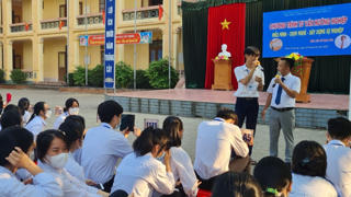 Bất cập khi thích  làm thầy, không làm thợ. Bài cuối: Hướng nghiệp từ cuối cấp THCS là phù hợp nhất