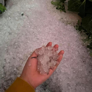Mưa đá, dông lốc bất thường ở Điện Biên