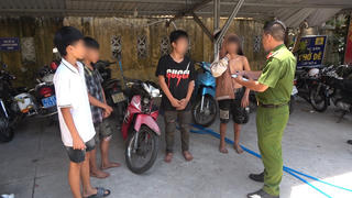 Làm rõ nhóm đối tượng điều khiển xe trộm cắp tông thẳng vào CSGT