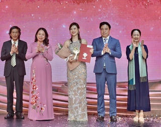 Phó Chủ tịch nước Võ Thị Ánh Xuân dự Lễ trao Giải thưởng Cánh diều Vàng 2024
