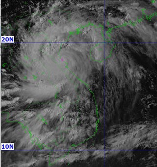 Bão số 5 áp sát bờ biển Nghệ An, Hà Tĩnh