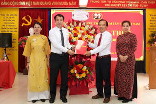 Đẩy mạnh chuyển đổi số, xây dựng chi bộ vững mạnh