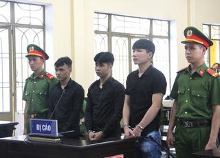 Quảng Nam: Mâu thuẫn, nhóm thanh niên đánh chết người lãnh án 56 năm tù