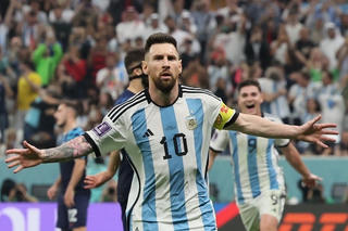 Messi tỏa sáng đưa Argentina vào chung kết