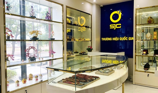 Bắt một nữ cửa hàng trưởng kinh doanh vàng trái phép