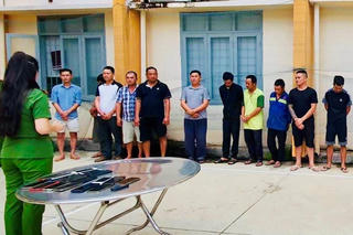 Đắk Lắk: Triệt phá đường dây cá độ bóng đá hơn 200 tỷ đồng