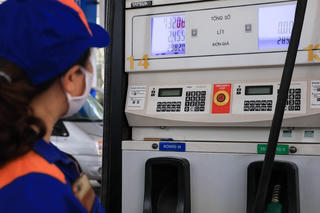 Doanh nghiệp bán lẻ xăng dầu than khó