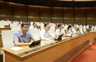 Ngân sách nhà nước năm 2025: Thực hiện miễn học phí, nhiệm vụ phát sinh do sắp xếp tổ chức bộ máy
