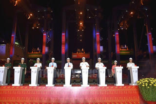 TPHCM phát lệnh làm hàng đầu Xuân, đón 7 chuyến tàu container