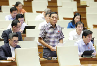Đề xuất một số doanh nghiệp có vốn đầu tư nhà nước được kinh doanh bất động sản