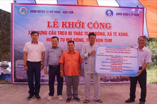 Giúp huyện nghèo Kon Tum xây dựng 2 cây 'Cầu nghĩa tình'