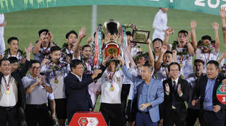 Hà Nội FC vô địch V.League 2022: Xứng đáng ngôi vương