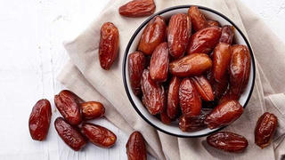 Cách làm mứt chà là dẻo ngon ngày Tết