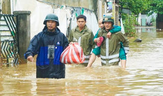 Đà Nẵng: Hàng ngàn người ở tuyến đường Mẹ Suốt phải sơ tán vì mưa ngập