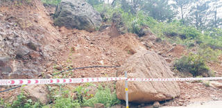 Quảng Ninh: Nhiều điểm sạt trượt tại tuyến đường nối Ngọa Vân - Yên Tử