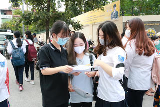 Hơn 383.000 thí sinh đăng ký dự thi tốt nghiệp THPT trong 2 ngày đầu tiên