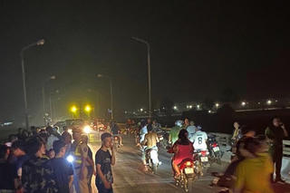 Đang tìm kiếm người phụ nữ nghi nhảy cầu