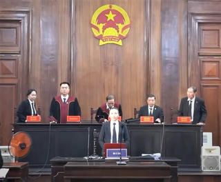 Được khoan hồng, bị cáo Trần Quí Thanh lãnh án 8 năm tù