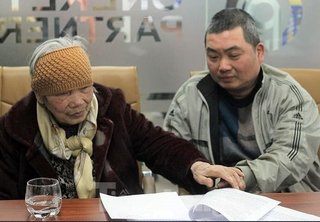 Cao Bằng: Ba mẹ con cụ bà 85 tuổi được bồi thường 5 tỷ sau 30 năm ròng rã kêu oan