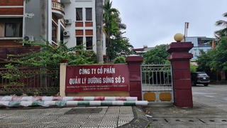 Thêm 3 người bị tạm giam liên quan đến vụ án khiến nguyên Chủ tịch UBND TP Hạ Long vướng lao lý