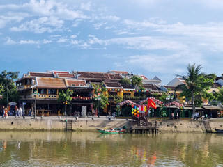 Sắc màu phố Hội
