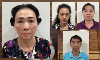 Tiếp nhận vật chứng 'đại án' tiêu cực tại Tập đoàn Vạn Thịnh Phát