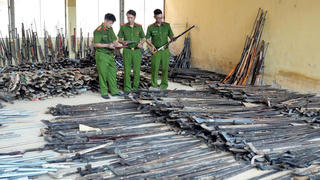 Lào Cai: Thu hồi trên 5.000 khẩu súng, vật liệu nổ, công cụ hỗ trợ