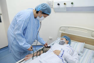 Ghép tế bào gốc điều trị ung thư máu