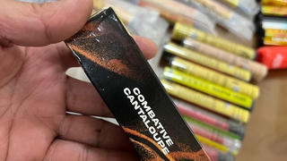 Hà Nội: Bắt đối tượng buôn bán thuốc lá điện tử chứa chất ma tuý