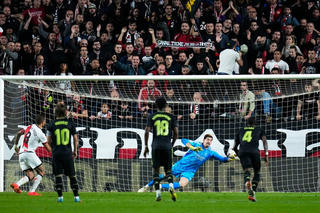 Real Madrid thua sốc 2-3 trên sân của Rayo Vallecano