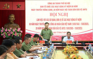 Hướng tới kỷ niệm 80 năm Ngày truyền thống Công an nhân dân