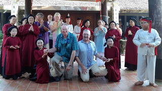 Xoan ‘đối ngoại’