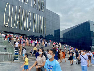 Du lịch Việt Nam phục vụ gần 5 triệu lượt khách trong kỳ nghỉ 30-4 và 1-5