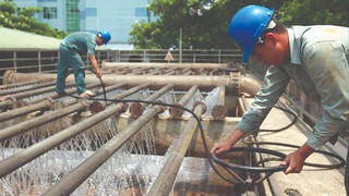 Giải ‘cơn khát’ nước sạch