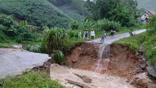 Thủ tướng yêu cầu chủ động ứng phó, khắc phục hậu quả mưa lũ