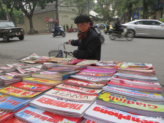 Cần sự tử tế, nhân văn và chính xác