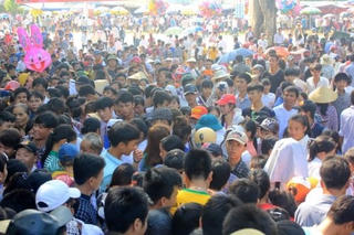 Cảnh báo về tội phạm trộm cắp tài sản tại lễ hội