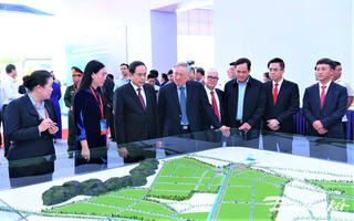 Chủ tịch Quốc hội Trần Thanh Mẫn dự Lễ động thổ Dự án Khu Công nghiệp VSIP II Quảng Ngãi