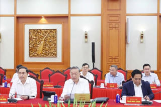 Tổng Bí thư chủ trì cuộc làm việc của Bộ Chính trị với Ban Thường vụ Đảng ủy Mặt trận Tổ quốc
