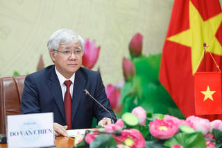 Chủ tịch Đỗ Văn Chiến gửi điện mừng Chủ tịch Ủy ban toàn quốc Hội nghị Hiệp thương chính trị nhân dân Trung Quốc